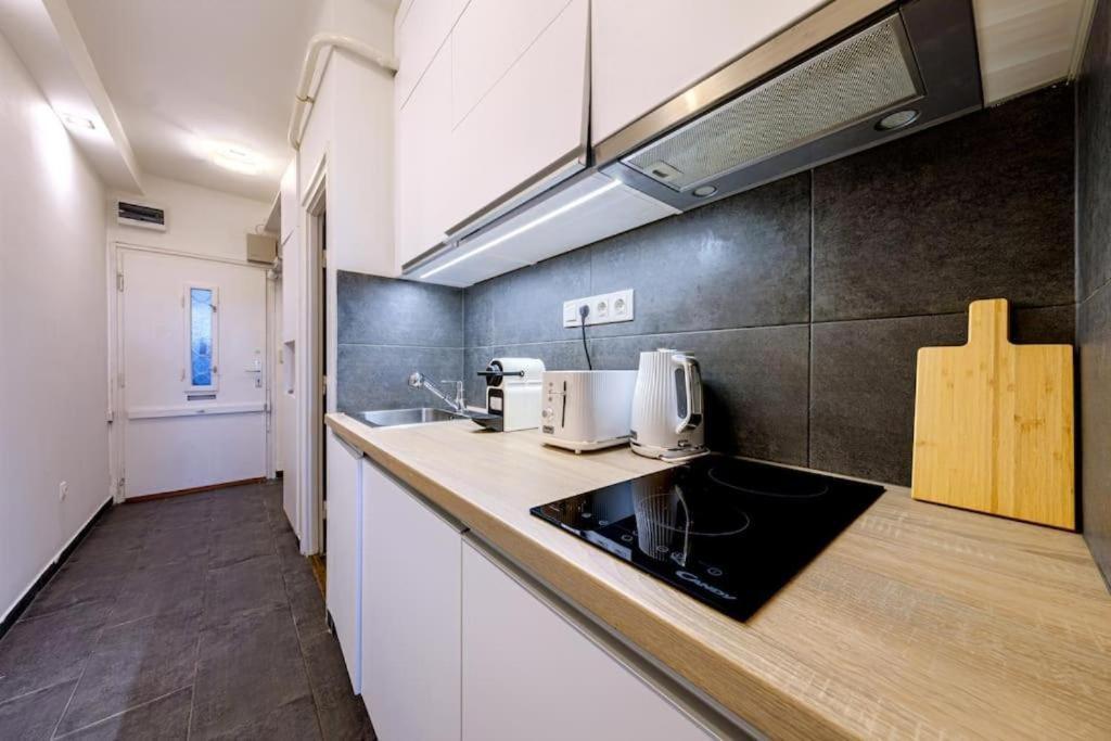 Chain Bridge Apartment *